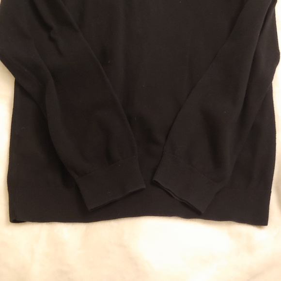 Tommy Hilfiger black bateau sweater w gold buttons - Picture 3 of 7